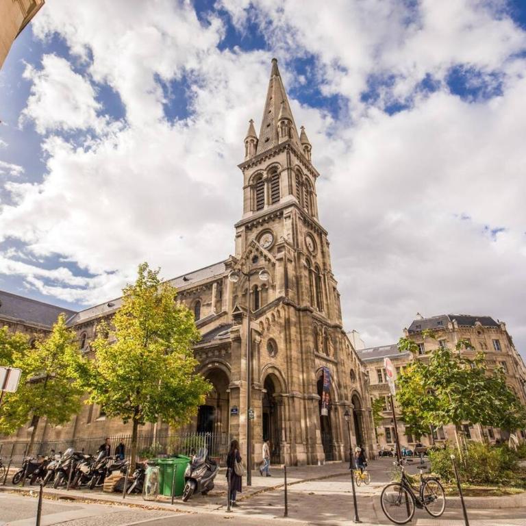 Rue Saint-Maur 1-Bed Studio Balcony and View - Appartement - 26