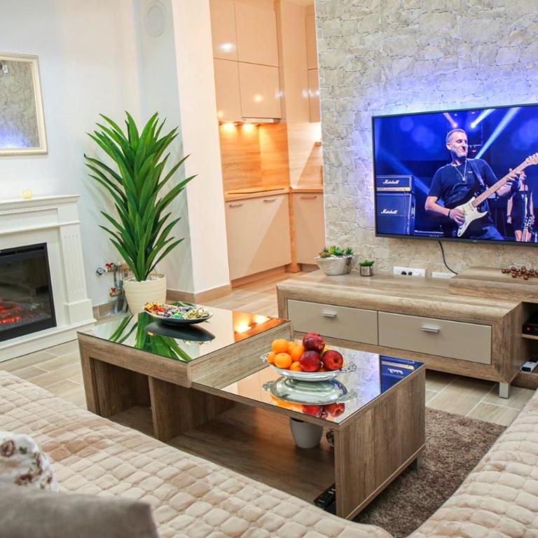 Lux Apartment AS - One-Bedroom Apartment - 2