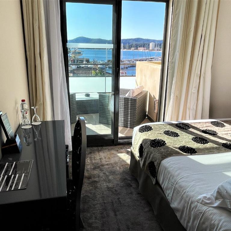 Hôtel Baptistin - Chambre Double Privilège avec Balcon - Vue sur Mer - 1