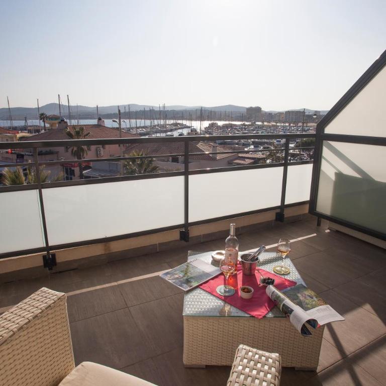 Hôtel Baptistin - Chambre Double Privilège avec Balcon - Vue sur Mer - 5