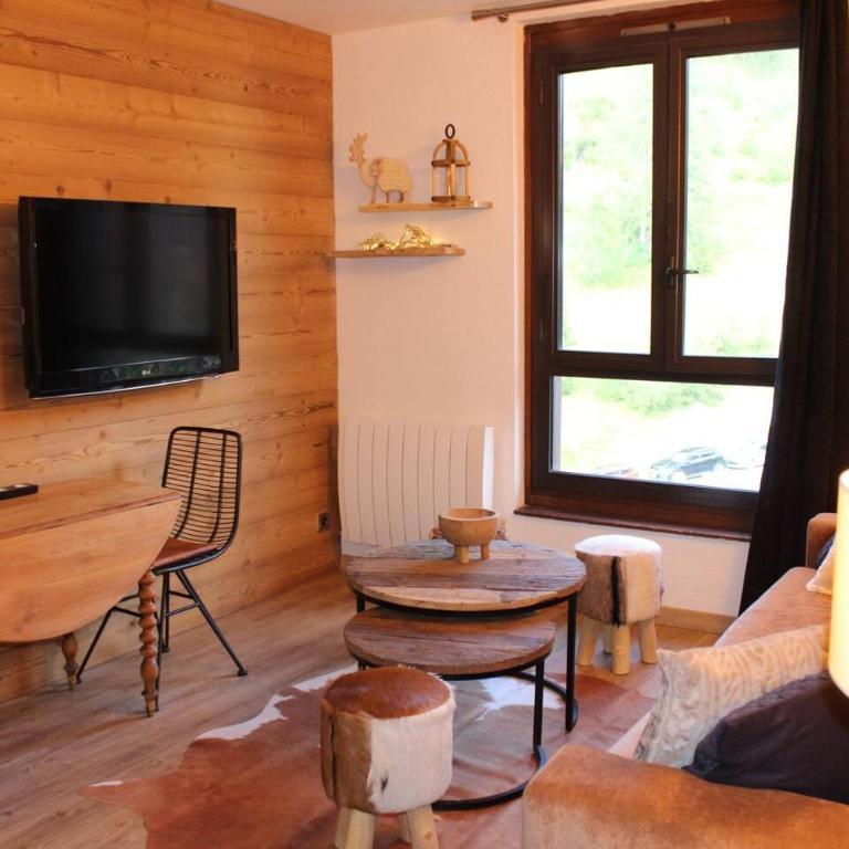 Charmant 2 pièces rénové cœur station ISOLA 2000 - Appartement 1 Chambre - 2