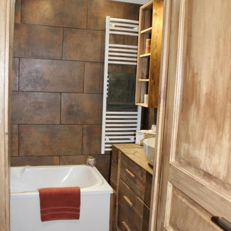 Charmant 2 pièces rénové cœur station ISOLA 2000 - Appartement 1 Chambre - 12