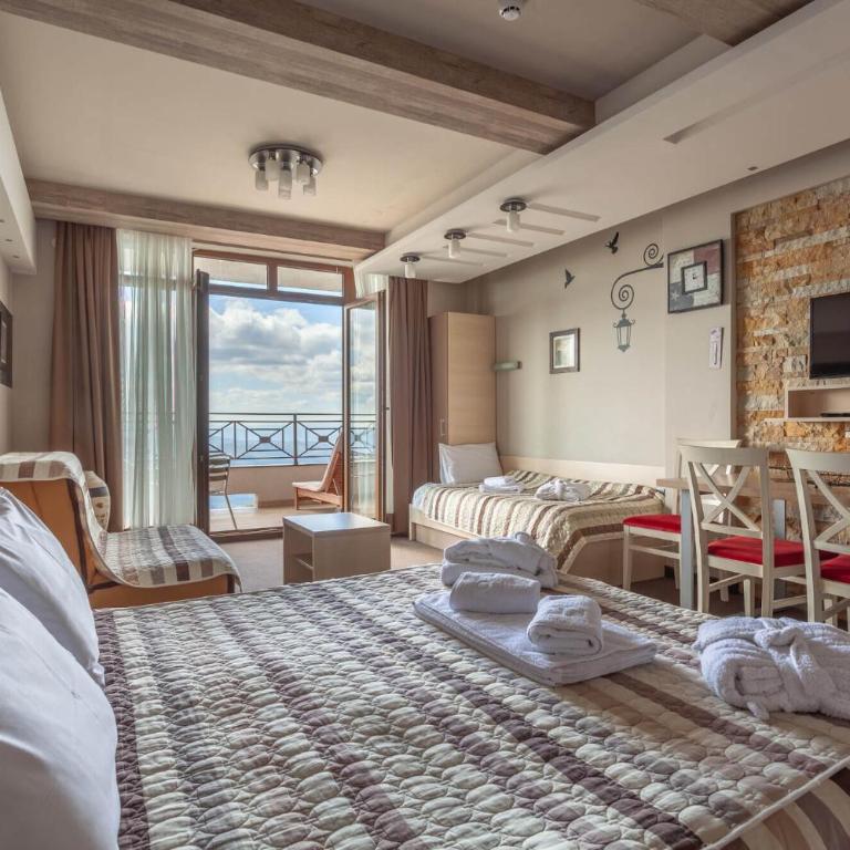 Milmari Resort & Spa Suites - Apartment with Mountain View - 13