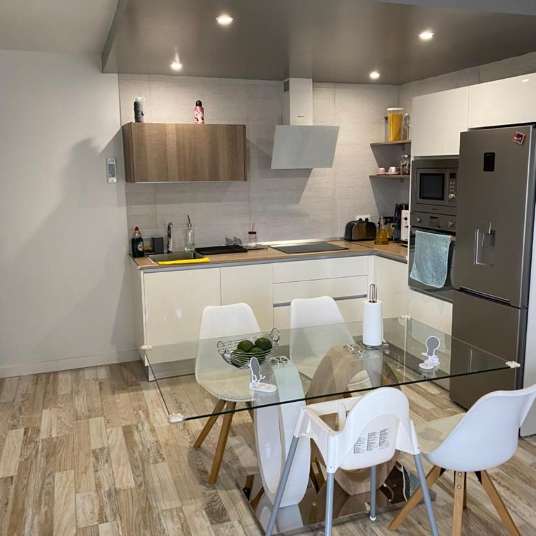 Casa Norah Pc - Three-Bedroom Apartment - 30