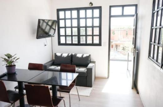Casa y departamento con pileta Aeropuerto Circunvalacion Kempes Quorum -cambio oficial- - Casa de 3 dormitorios - 11