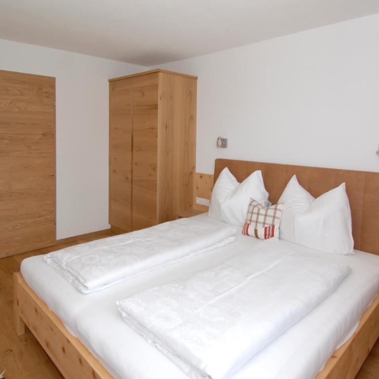 Berghaus Koglmoos - Apartment mit 2 Schlafzimmern und Balkon - 12