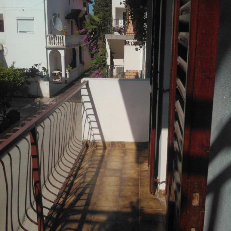 Apartmani Dado - Apartman s 1 Spavaćom Sobom - Prvi Sprat - 2