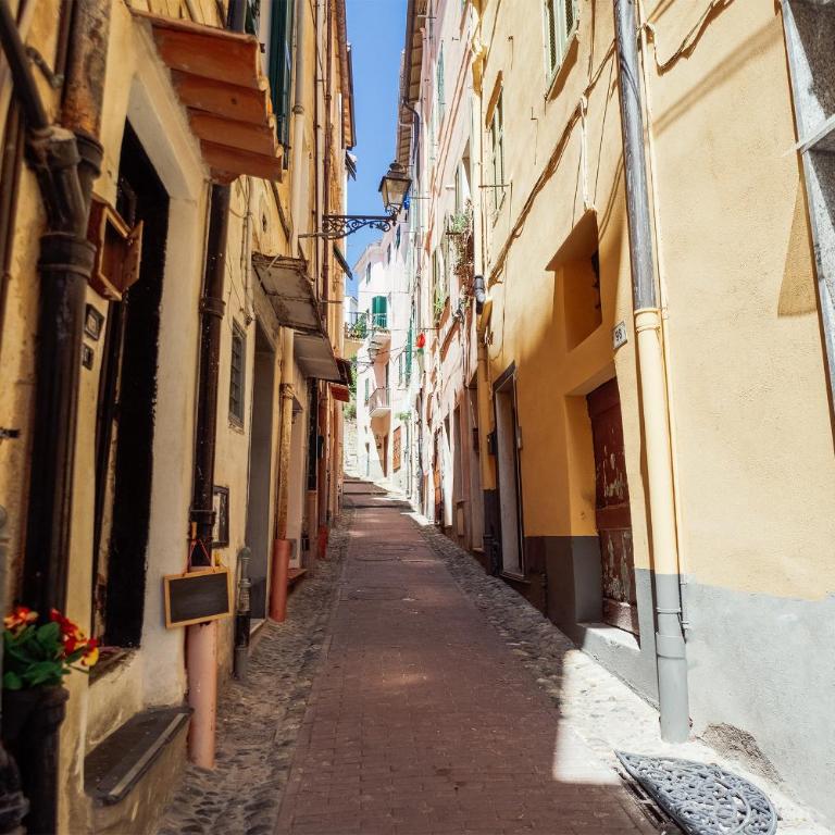 GuestHost - Costiglioli Central & Elegant Duplex - Appartamentino su 2 Livelli - 28
