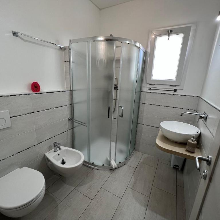 Al Mare da Francesca - Comfort Quadruple Room with Sea view - 8
