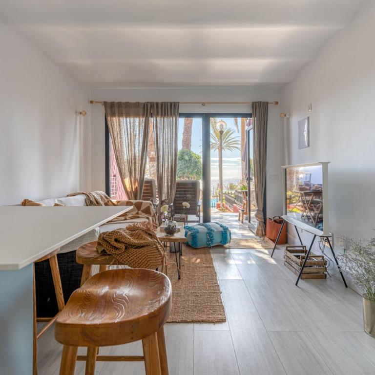PHARUS retro beach home New Heated Pool - Apartamento de 1 dormitorio con vistas al mar - 5