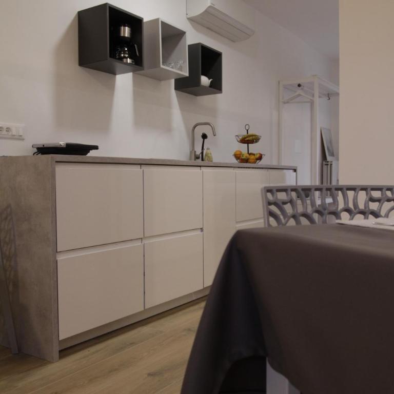Apartment Mia - Appartamento con 1 Camera da Letto - 10