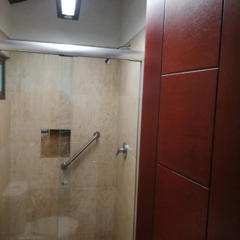 Casa Dalinda - Standard Queen Room - 2