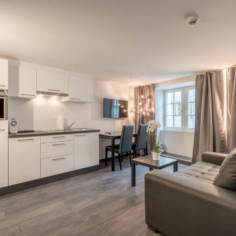 KoBi Boutique Studios Hirschenplatz - Deluxe Studio mit Doppelbett - 7