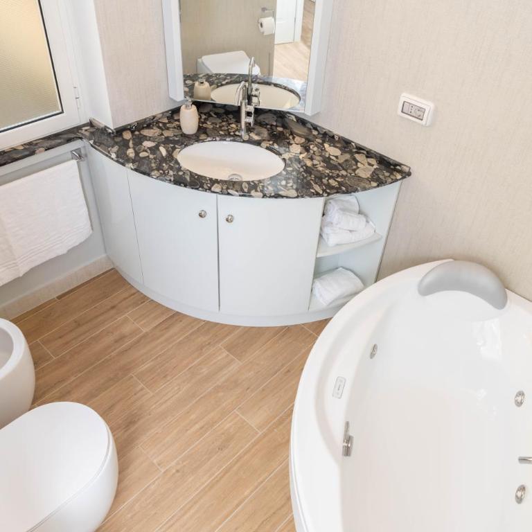 Colosseo brightful Apartment with rooftop - Two-Bedroom Apartment - 6