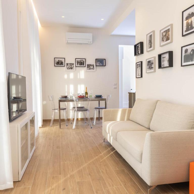 Colosseo brightful Apartment with rooftop - Two-Bedroom Apartment - 21