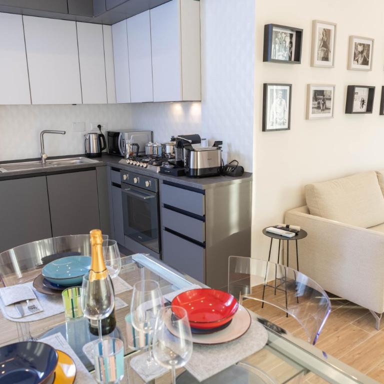 Colosseo brightful Apartment with rooftop - Two-Bedroom Apartment - 44