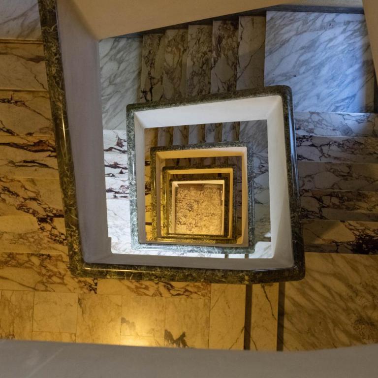 Colosseo brightful Apartment with rooftop - Two-Bedroom Apartment - 60
