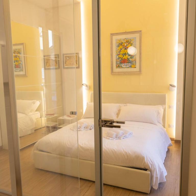 Colosseo brightful Apartment with rooftop - Two-Bedroom Apartment - 64