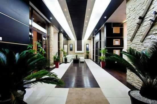 Mountain Lux Zoned - Studio - 3