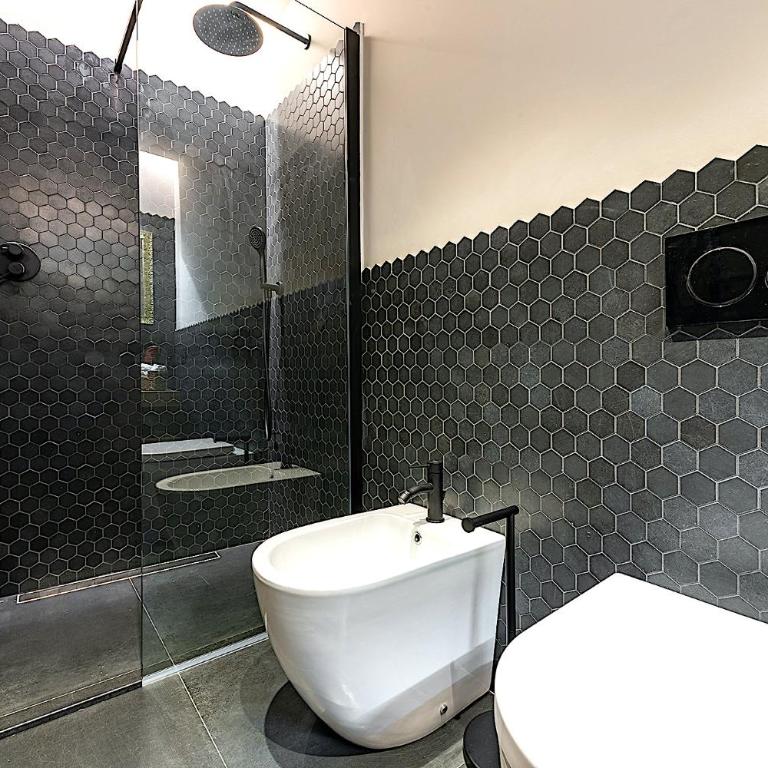 VicomilleSuites Cagliari Adults-Only - Suite Queen con Vista Mare - 11
