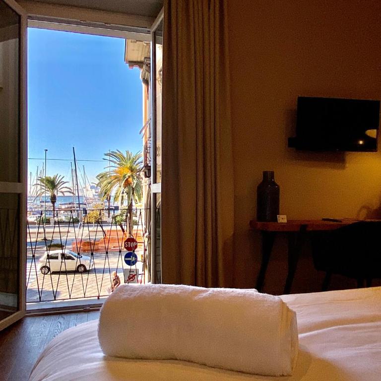 VicomilleSuites Cagliari Adults-Only - Suite Queen con Vista Mare - 13