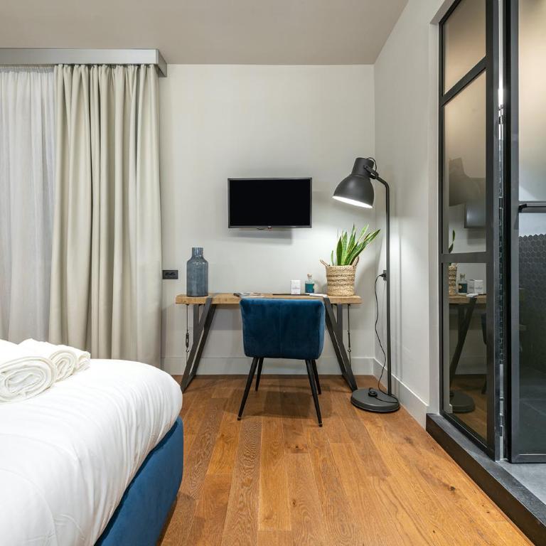 VicomilleSuites Cagliari Adults-Only - Suite con vistas al mar - 1 cama grande - 23