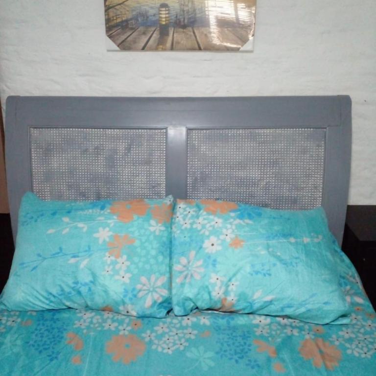 Sarandí Lofts - Basic Triple Room with Shared Bathroom - 6