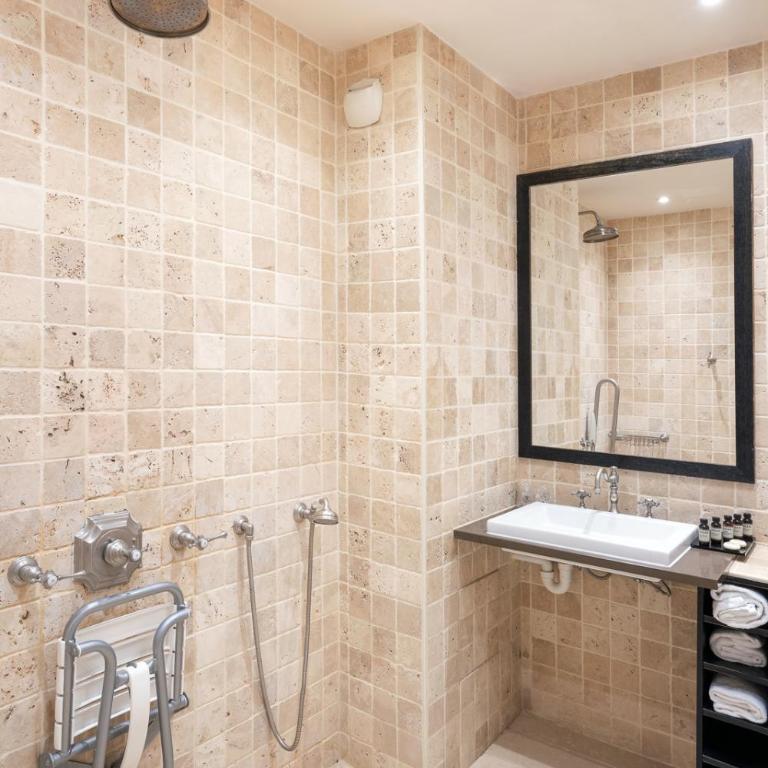 Hotel Saint-Louis Marais - Chambre Quadruple - 4