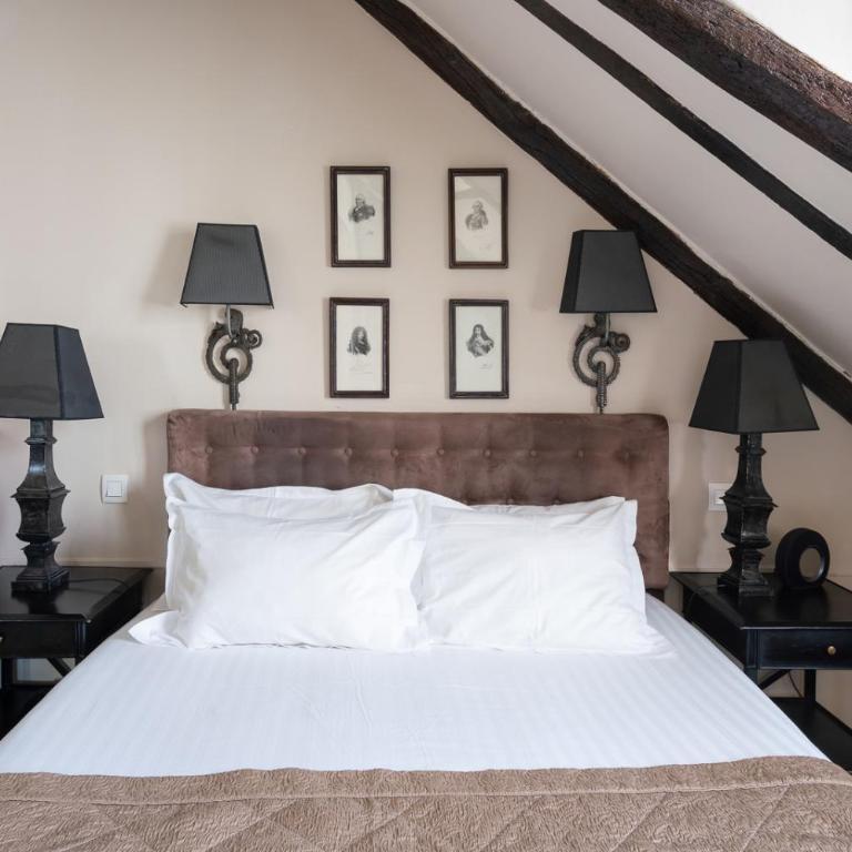 Hotel Saint-Louis Marais - Chambre Quadruple - Dernier Étage - 3