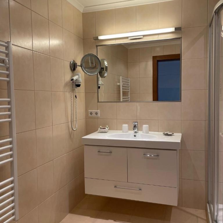 W6 Haus Ganghofer - Apartment mit 1 Schlafzimmer - 11