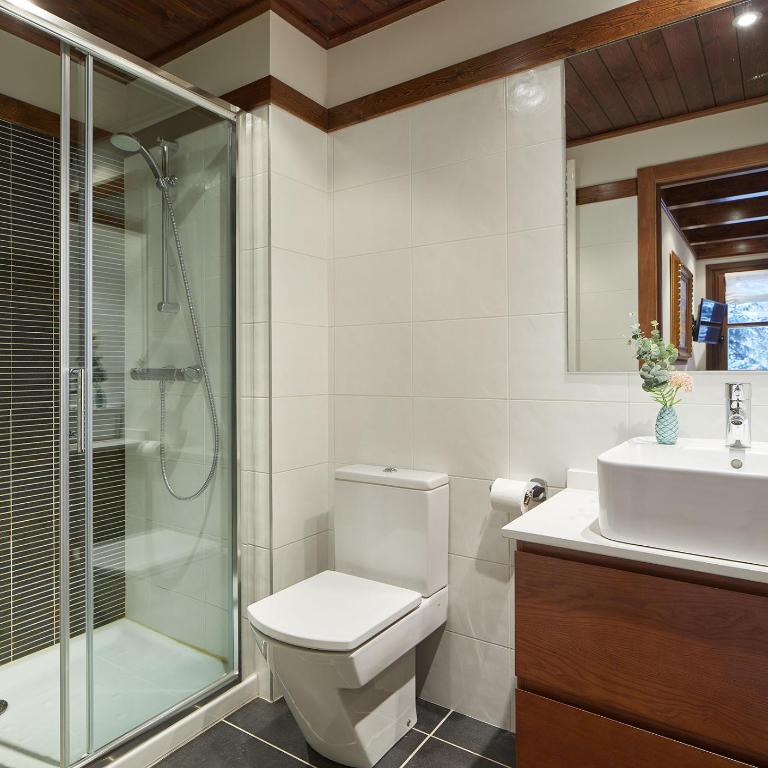 Val de Ruda Luxe 66 by FeelFree Rentals - Three-Bedroom Apartment - 15