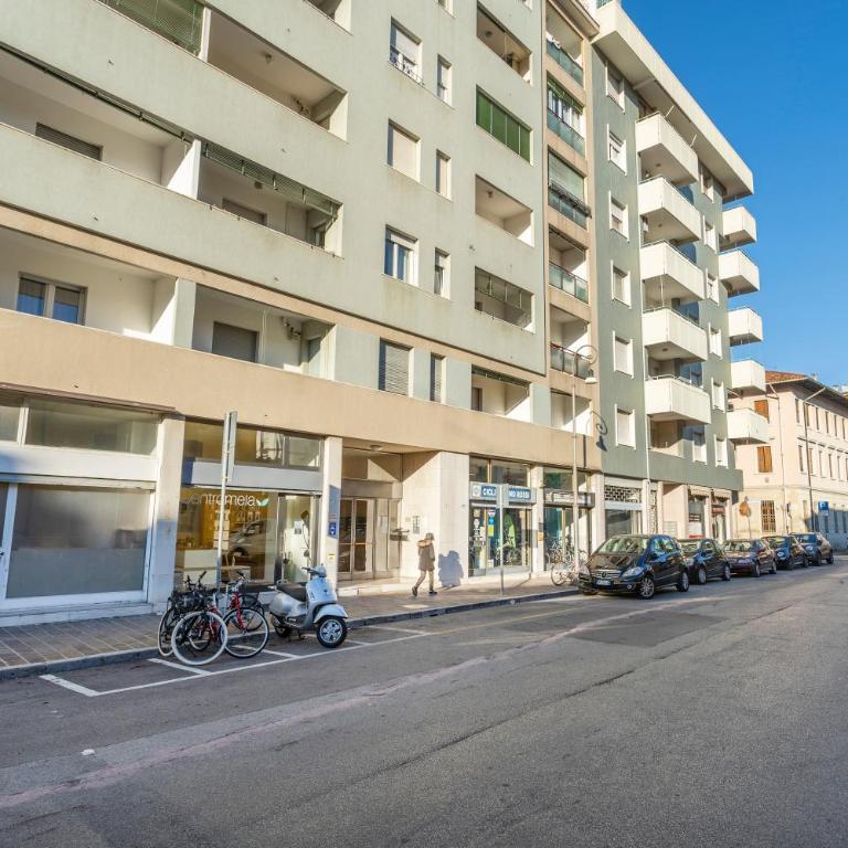 GuestHost - Lucilla Home - APT con WiFi nel cuore di Udine - Appartamento con 2 Camere da Letto - 22
