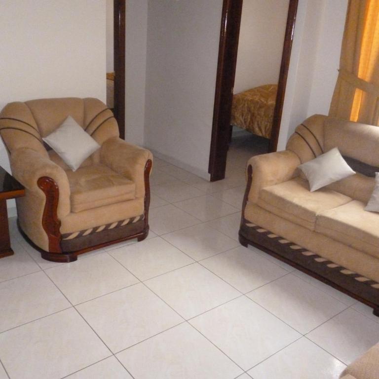 Hostal Fevilamir - Habitación Familiar Executive - 3