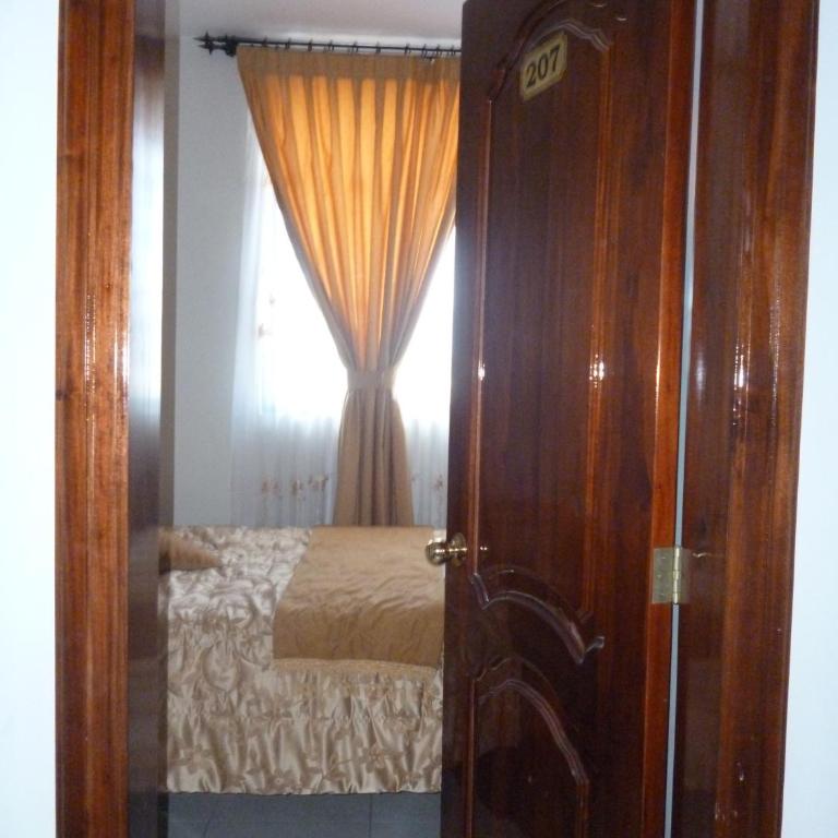 Hostal Fevilamir - Executive Family Room - 5