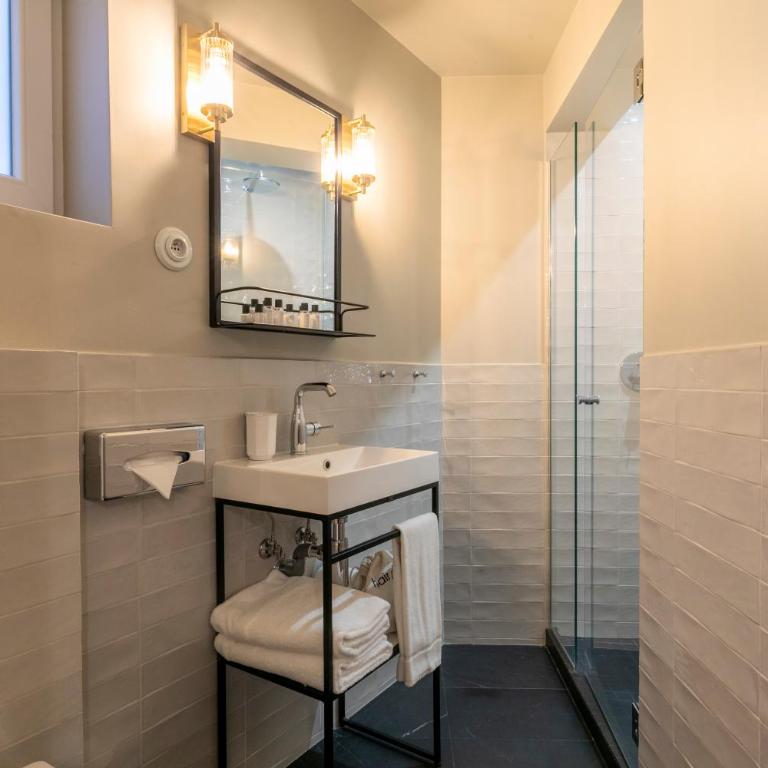 Maison Barbès - Chambre Double Standard - 2