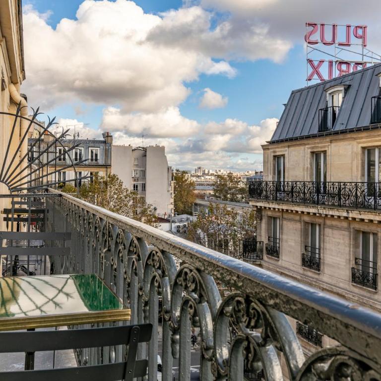 Maison Barbès - Chambre Lit Queen-Size avec Balcon - 5