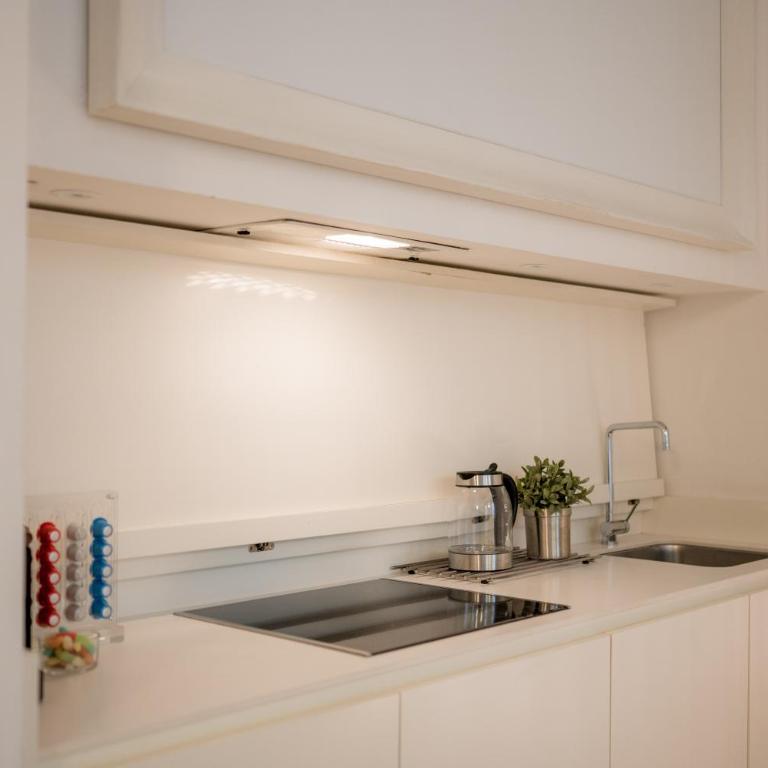 Pergola White Loft - One-Bedroom Apartment - 31