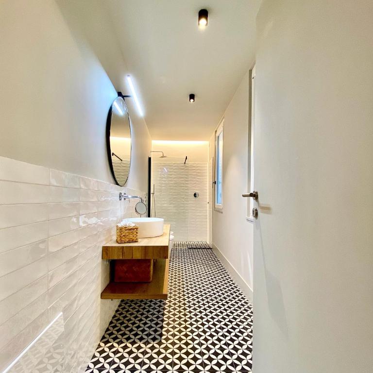 VicomilleSuites Cagliari Adults-Only - Estudio Deluxe con cama grande - 15