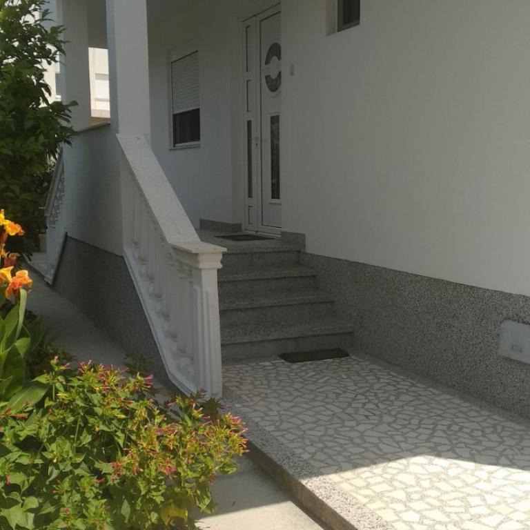 Apartmani Scepanovic - Studio sa Bračnim Krevetom (King-size) - 3