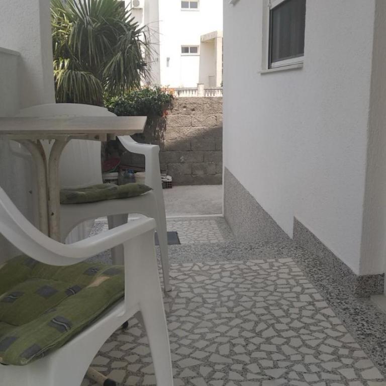 Apartmani Scepanovic - Studio sa Bračnim Krevetom (King-size) - 4