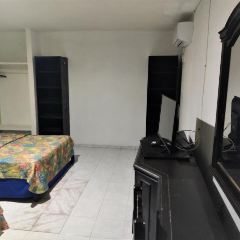 Hotel El Cid - Standard Family Room - 4