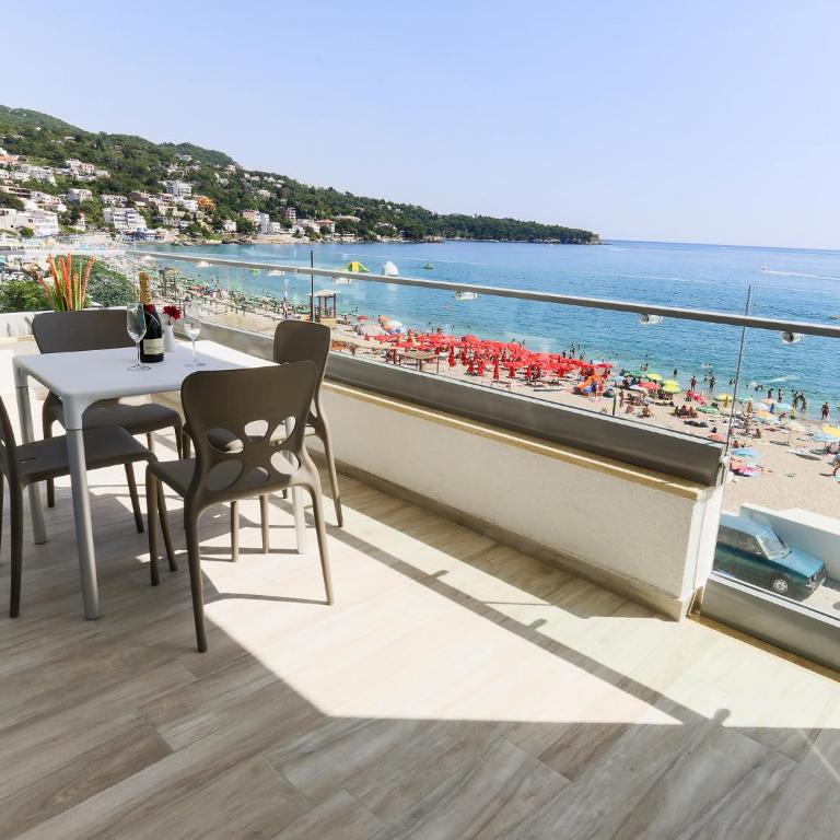 Apart Hotel Sea Fort - Apartman sa 2 Spavaće Sobe, Balkonom i Pogledom na More - 5