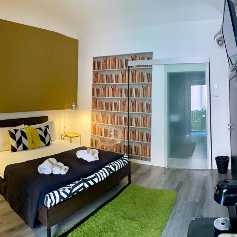 Minihomecatania - Deluxe Room (2 Adults + 1 Child) - 2