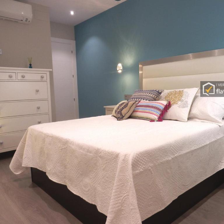 Apto Junquera - Two-Bedroom Apartment - 14