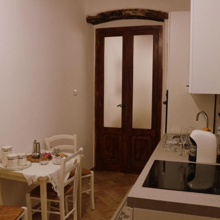 Holiday Home Virgilio House - Two-Bedroom Apartment - 11