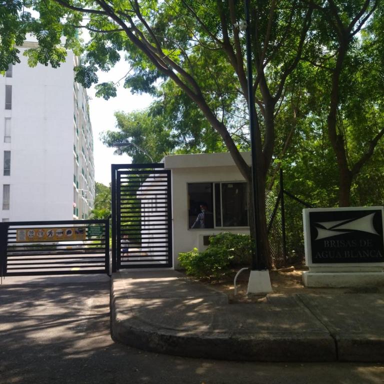 ALQUILER APARTAMENTO GIRARDOT WIFi RNT 13151 - Apartamento - 12