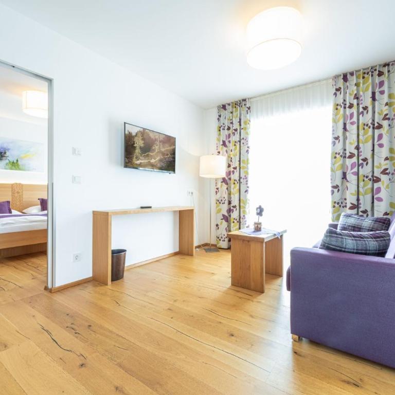 Hotel Loy - Suite with Balcony and Mountain View - 5