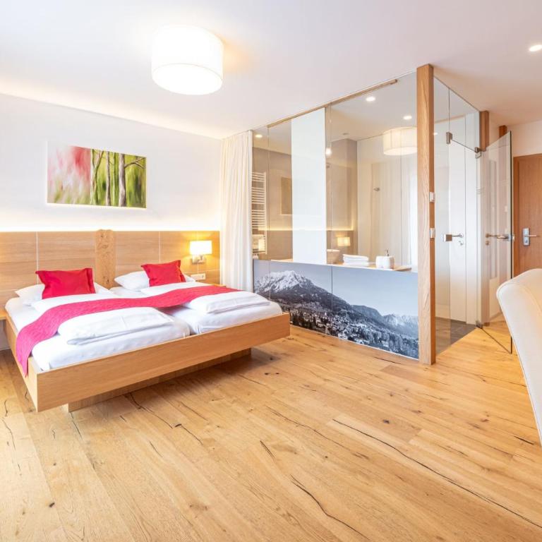 Hotel Loy - Double Room with Balcony and Mountain View - 6