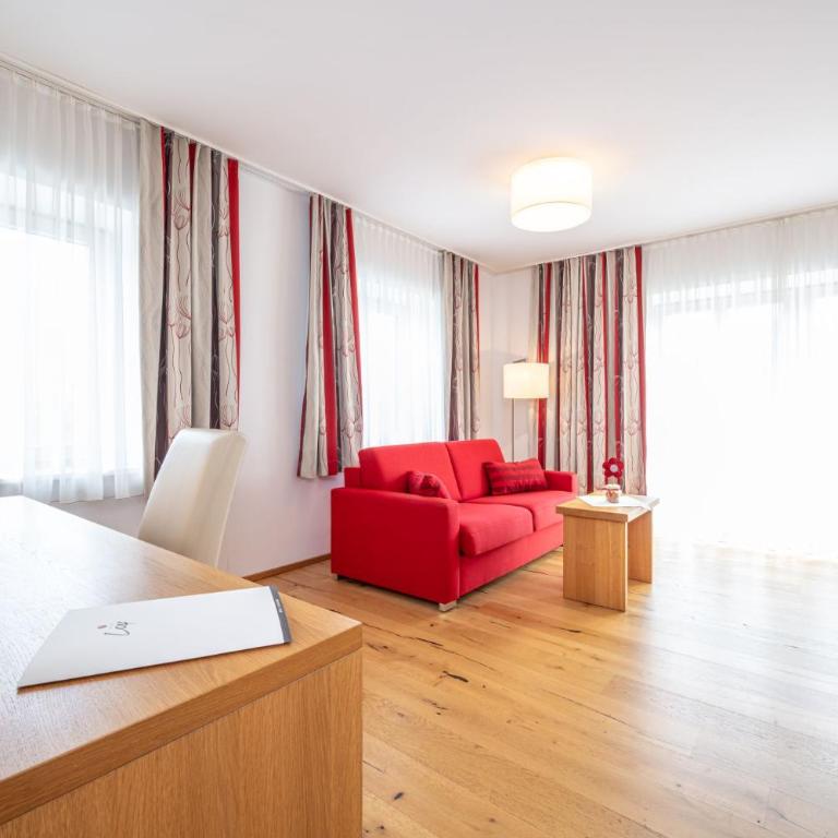 Hotel Loy - Deluxe Suite - 5