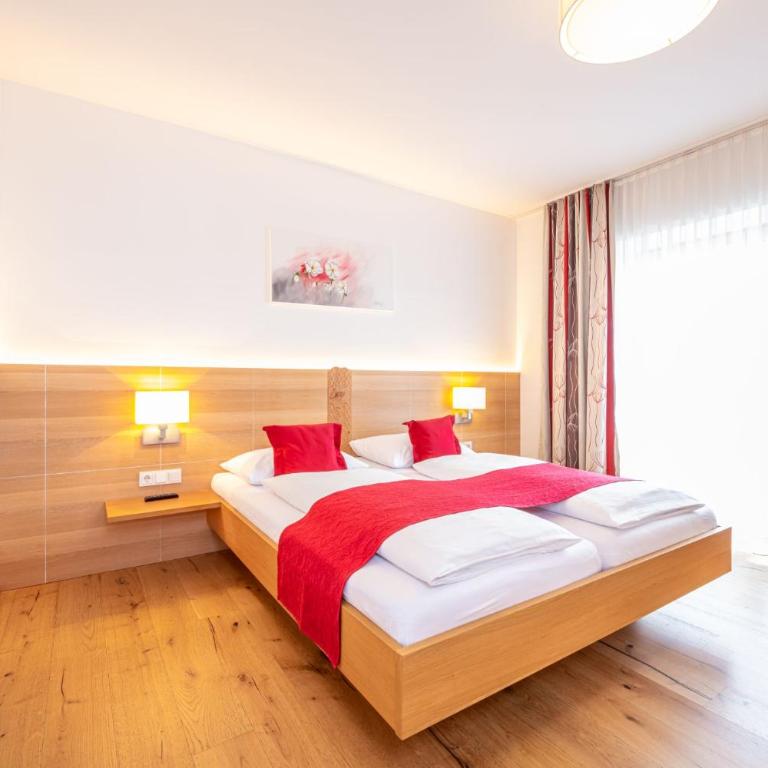 Hotel Loy - Deluxe Suite - 6